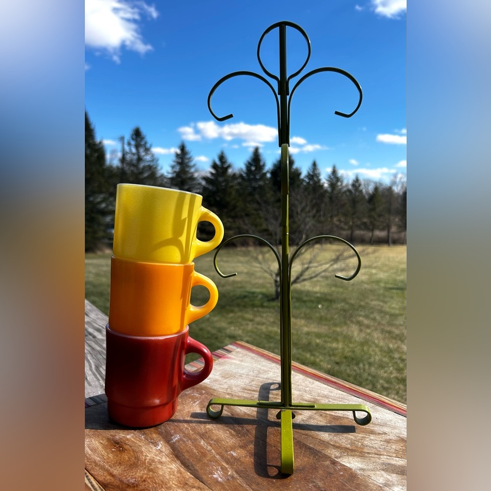 Mid Century Metal Mug Tree  Modern 50s home Decor. 3 Fire King, Stackable mugs